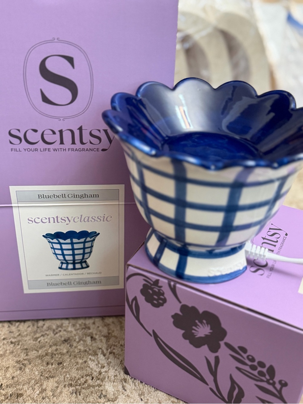Scentsy Bluebell Gingham Ceramic Warmer - Blue & White